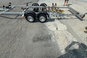 CARRELLO BARCA CRESCI  