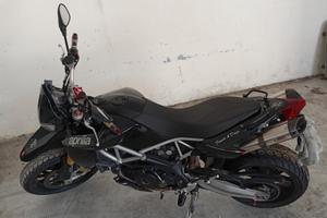 Aprilia Dorsoduro 1200