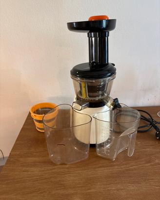 Estrattore di succo a freddo Hurom HE (HE-IBE04)