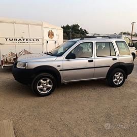 FREELANDER 1 SERIE BMW