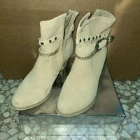 Stivali da donna con tacco