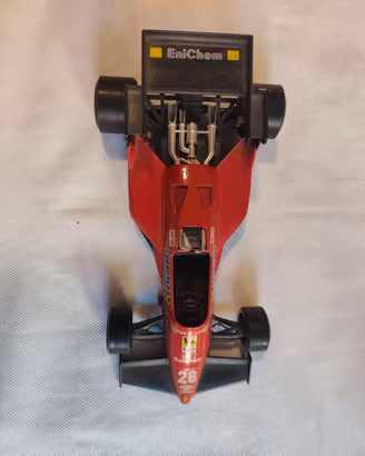 Modellino Bburago Ferrari 126 C4 1/24