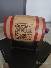 Distributore di vino in legno da arredamento