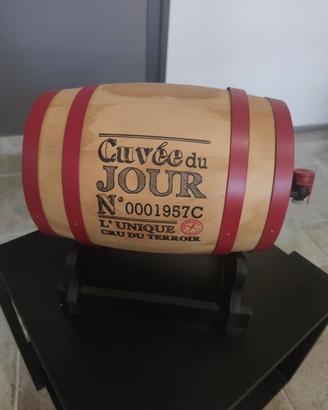 Distributore di vino in legno da arredamento
