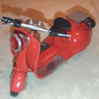 Vespa Modellino in ferro artigianale da collezion