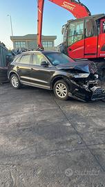Ricambi Audi Q3 2.0 TDI (DFT)- CURRELI DEMOLIZIONI