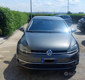 Volkswagen Golf 7.5 1.6