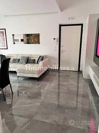 Appartamento nuovo (zona macchia romana)