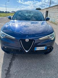 Alfa Romeo Stelvio Q4