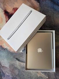 Macbook Pro 13,3