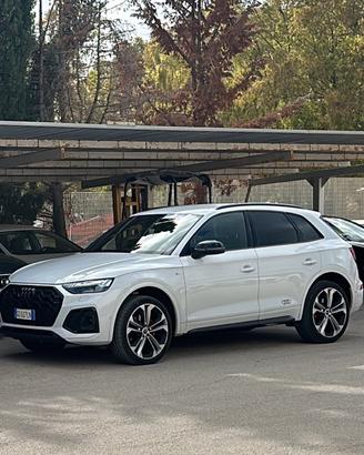 Audi q5 tdi quattro 204 cv s line plus