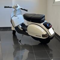 Piaggio Vespa PX 150