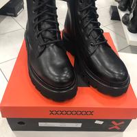 Anfibi in vera pelle