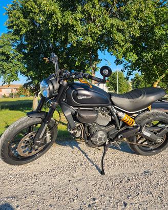 Ducati Scrambler Icon 800