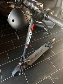 Monopattino elettrico Ducati Evo Pro II