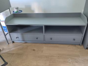 Mobile basso tv modello IKEA serie HAUGA