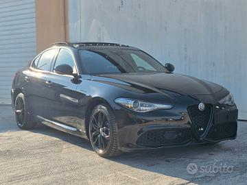 Alfa Romeo Giulia 2.2 Turbodiesel 210 CV AT8 AWD Q