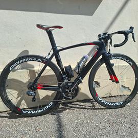 Specialized S-WORKS Venge red hrr ultegra di2 11v 