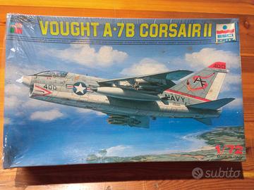 Corsair II Vought A7B scale model kit