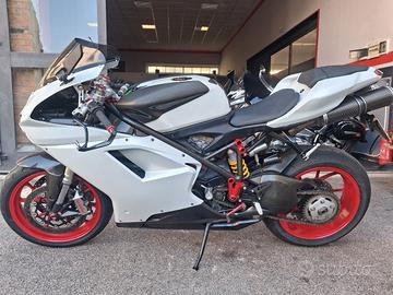 DUCATI 848 