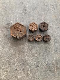 Vecchi pesi per bilancia