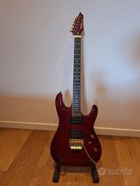 Chitarra elettrica con amplificatore e accessori