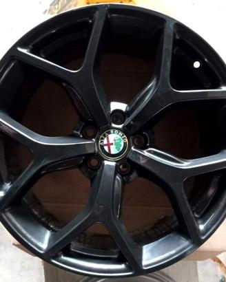 Cerchi in lega originali ALFA GIULIA 19 pollici