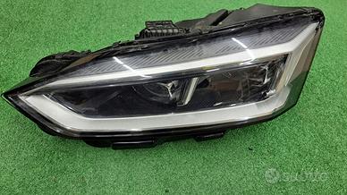 AUDI A5 8W6 FULL LED MATRIX Faro Sinistro