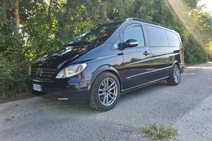 mercedes vito viano  8 posti autovettura 