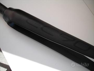 forcella bici corsa  full-carbon  freni rim