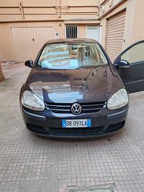 Golf V 1.6 benzina metano