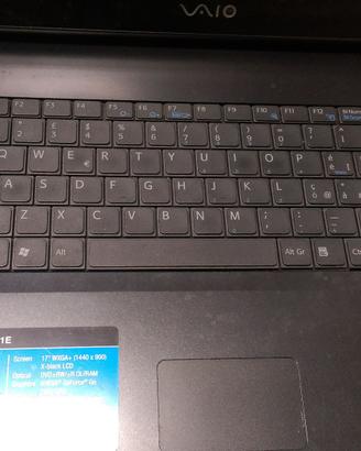 nootebook portatile sony vaio 17'