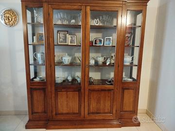 Credenza in legno 