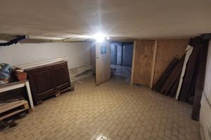 LOCALE DI SGOMBERO / RIPOSTIGLIO - 40 m²