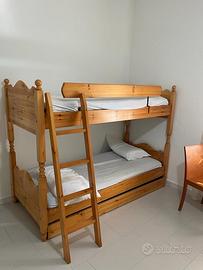 letto a castello in legno