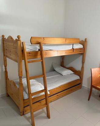 letto a castello in legno