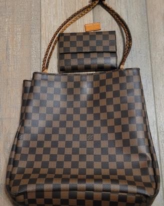 borsa e portafoglio Louis Vuitton 