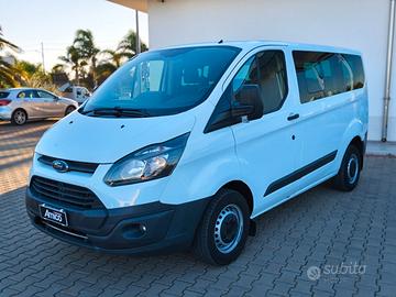 FORD Transit Custom 9 posti Gancio Traino