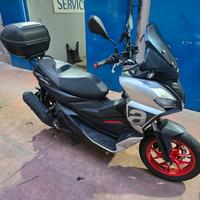 APRILIA SR GT 125