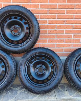 Gomme Continental invernali  205 55 R 16 + cerchi