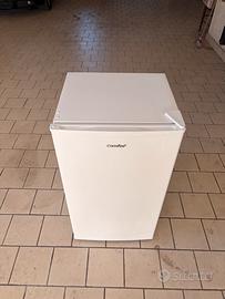 Frigorifero Compatto Comfee’ con Vano Freeze