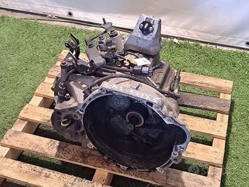 CAMBIO MANUALE COMPLETO KIA Carens Serie 4300024AA