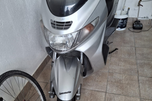 Scooter suzuki Burgman