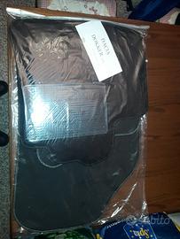 TAPPETI DACIA DOKKER NUOVI 