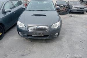 Subaru Legacy Outback 2011 2.0 TD Per Ricambi