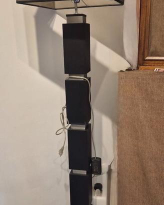 Piantana di design moderno