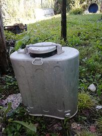 contenitore per il latte