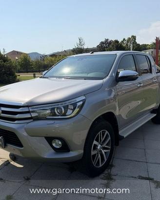 Toyota Hilux 2.4 d-4d 4x4 Comfort my16