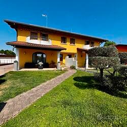VILLETTA DI TESTA AMPIA, SOLIDA E PRONTA DA VIVERE