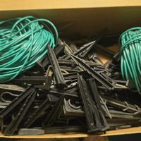 Picchetti e filo robot da giardino worx husqvarna